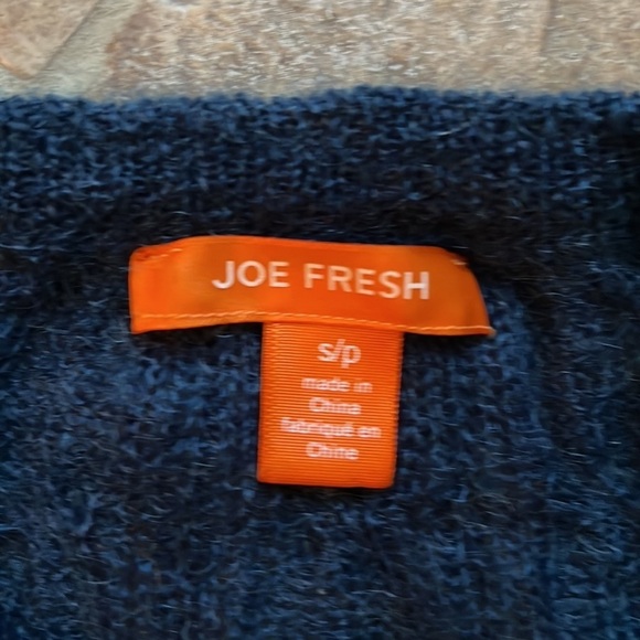 Joe Fresh button down sweater, size small - Picture 3 of 4